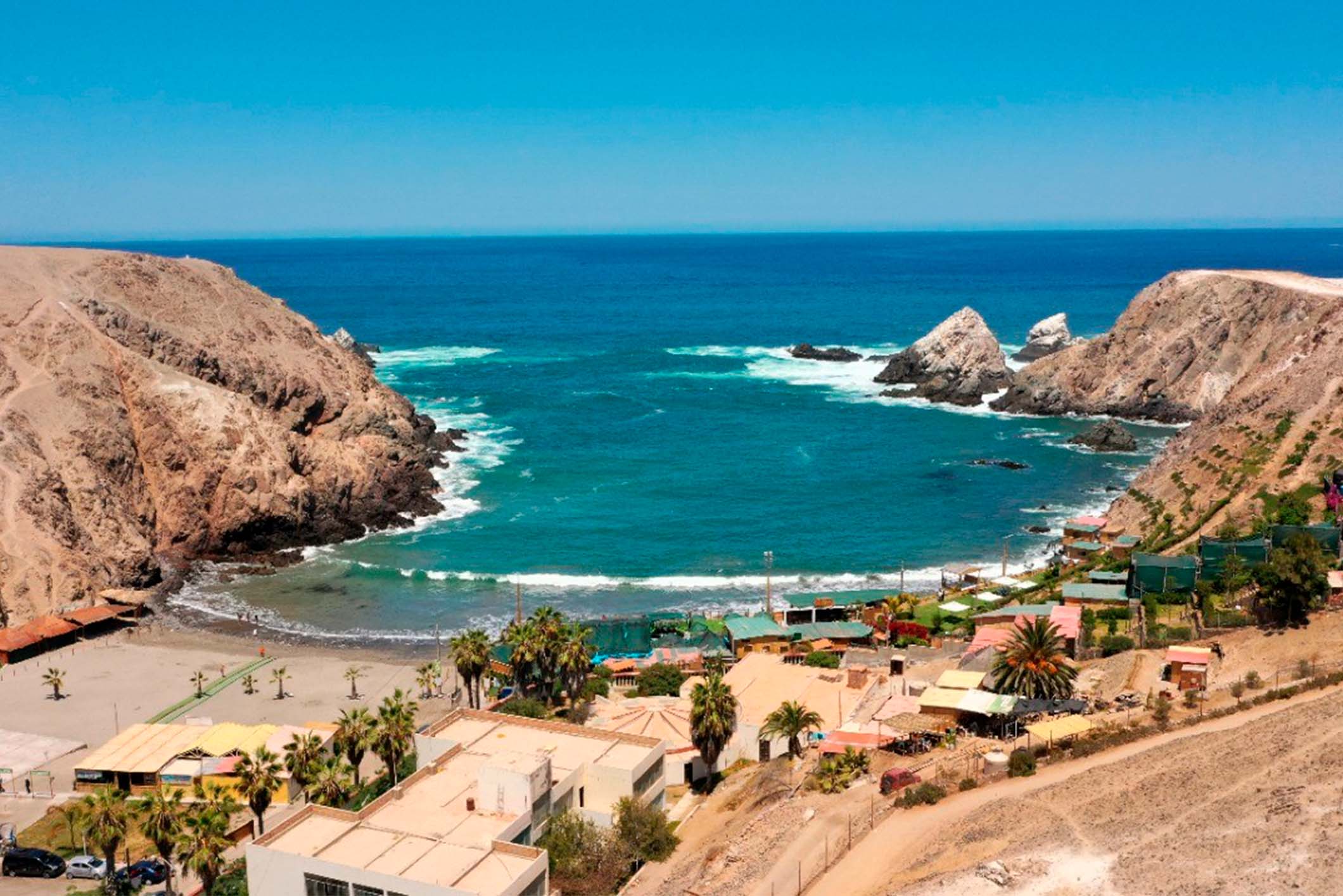 Playa La Caleta de Catarindo.